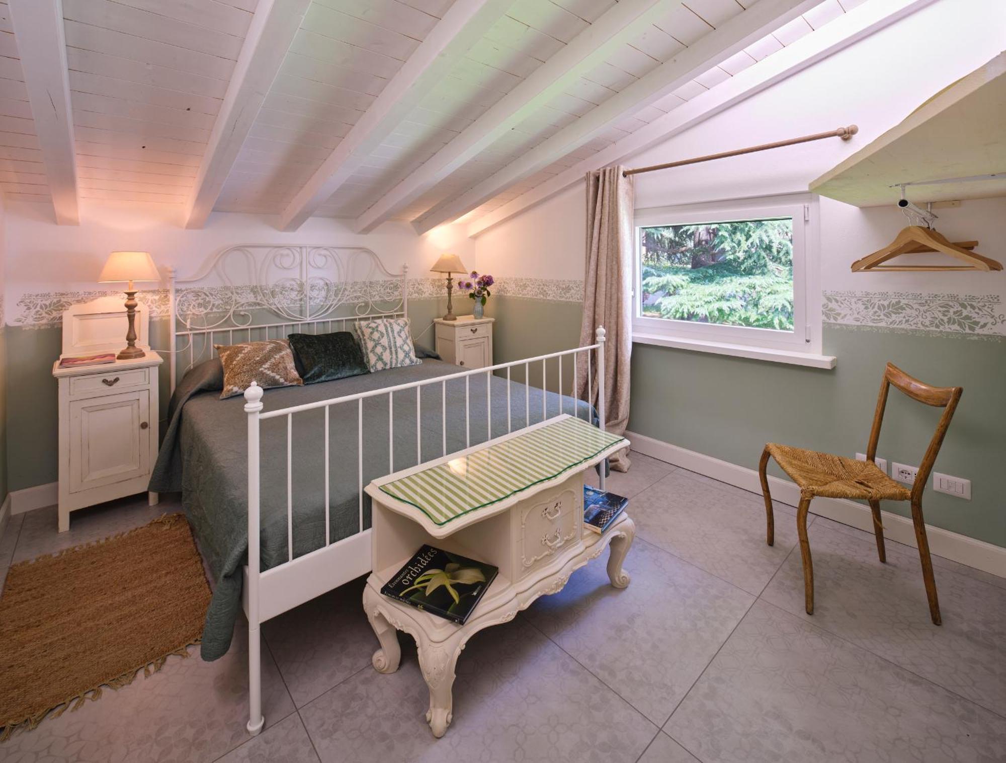 Casa Mileti Bed & Breakfast Vercurago Luaran gambar